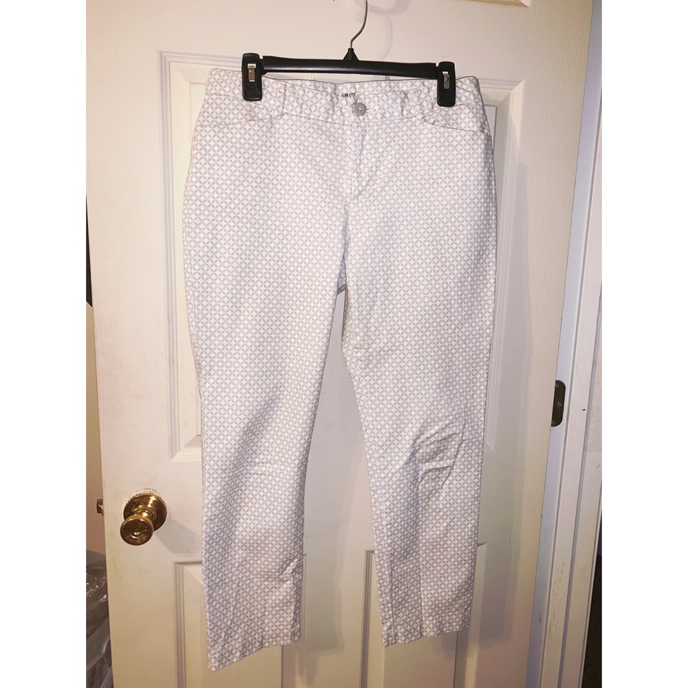 Gap Slim City Khaki Pant